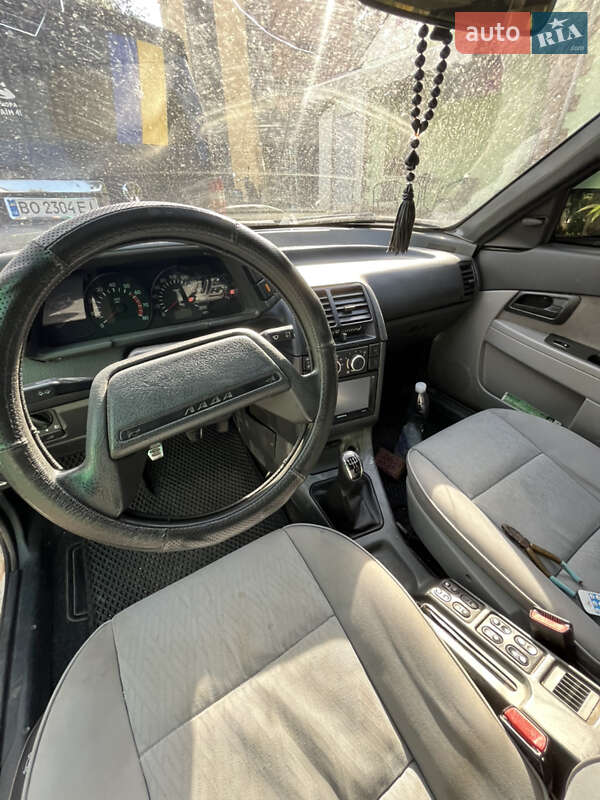 Хэтчбек ВАЗ / Lada 2112 2005 в Виннице