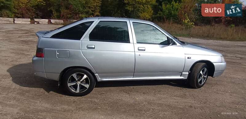 Хэтчбек ВАЗ / Lada 2112 2002 в Днепре
