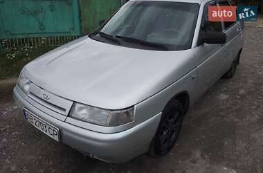 Хэтчбек ВАЗ 2112 2004 в 