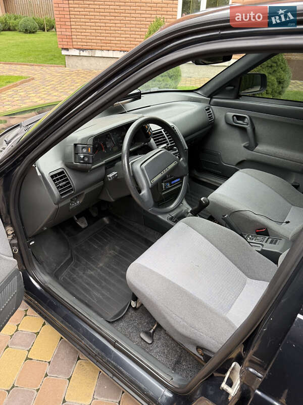 Хэтчбек ВАЗ / Lada 2112 2007 в Киеве