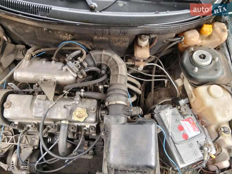 Хэтчбек ВАЗ / Lada 2112 2004 в Чернигове фото 4 Хэтчбек ВАЗ / Lada 2112 2004 в Чернигове