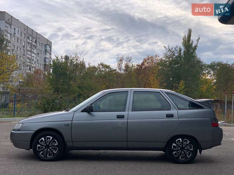 Хэтчбек ВАЗ / Lada 2112 2006 в Николаеве фото 8 Хэтчбек ВАЗ / Lada 2112 2006 в Николаеве