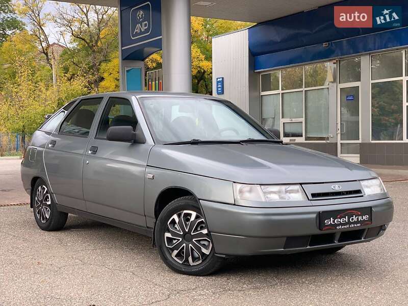Хэтчбек ВАЗ / Lada 2112 2006 в Николаеве фото 3 Хэтчбек ВАЗ / Lada 2112 2006 в Николаеве