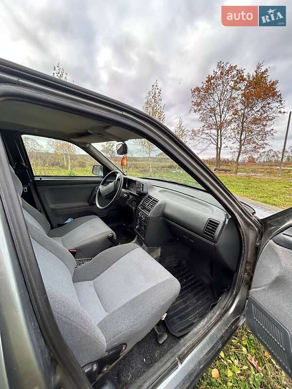 Хетчбек ВАЗ / Lada 2112 2007 в Стрию фото 5 Хетчбек ВАЗ / Lada 2112 2007 в Стрию