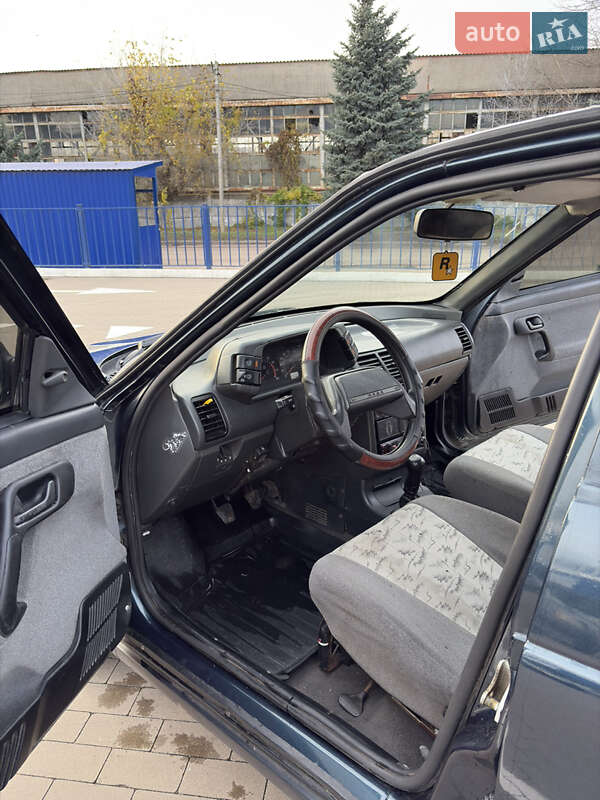 Хэтчбек ВАЗ / Lada 2112 2006 в Прилуках фото 16 Хэтчбек ВАЗ / Lada 2112 2006 в Прилуках