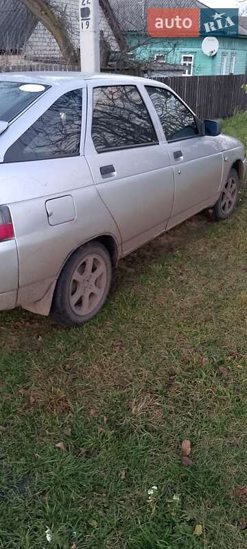 Хэтчбек ВАЗ / Lada 2112 2005 в Кролевце фото Хэтчбек ВАЗ / Lada 2112 2005 в Кролевце