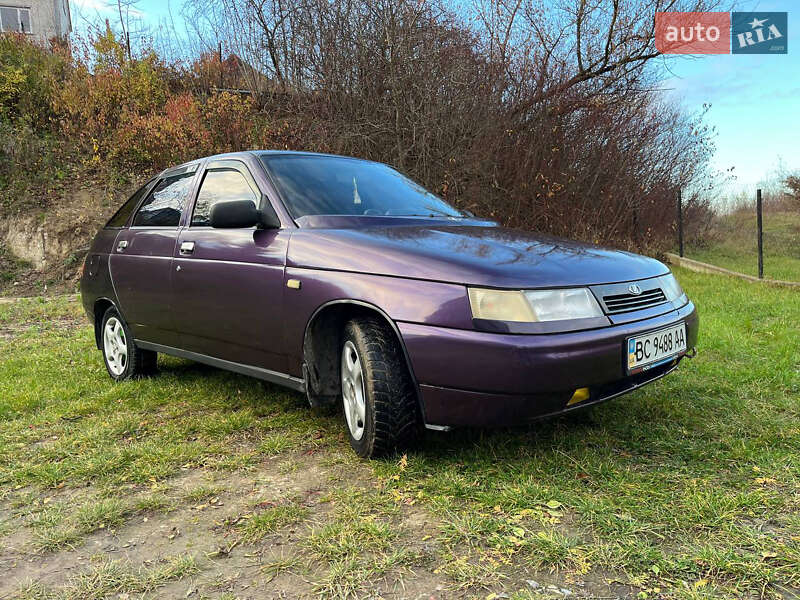 Хэтчбек ВАЗ / Lada 2112 2002 в Золочеве