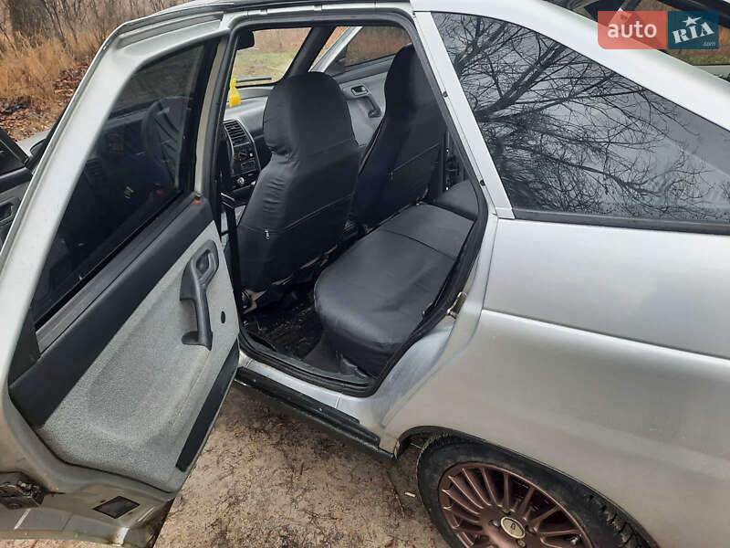 Хетчбек ВАЗ / Lada 2112 2003 в Харкові фото 8 Хетчбек ВАЗ / Lada 2112 2003 в Харкові