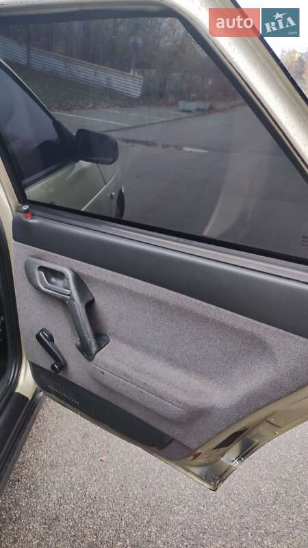 Хэтчбек ВАЗ / Lada 2112 2005 в Запорожье фото 14 Хэтчбек ВАЗ / Lada 2112 2005 в Запорожье