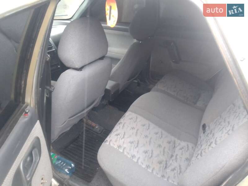 Хэтчбек ВАЗ / Lada 2112 2006 в Умани фото 3 Хэтчбек ВАЗ / Lada 2112 2006 в Умани