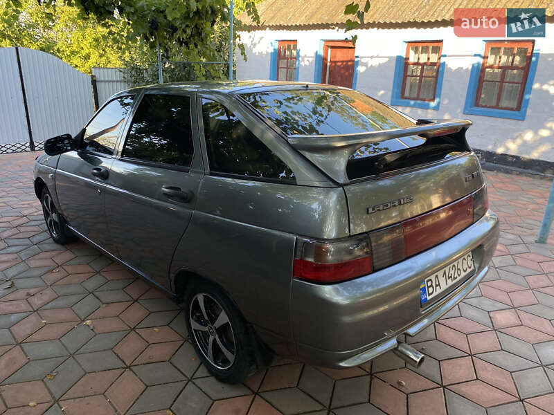 Хэтчбек ВАЗ / Lada 2112 2012 в Первомайске