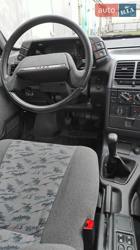 Хетчбек ВАЗ / Lada 2112 2006 в Вараші