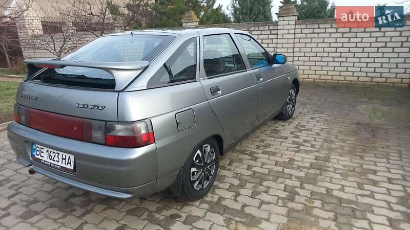 Хэтчбек ВАЗ / Lada 2112 2006 в Николаеве фото 4 Хэтчбек ВАЗ / Lada 2112 2006 в Николаеве