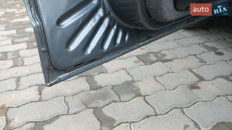 Хэтчбек ВАЗ / Lada 2112 2006 в Николаеве фото 16 Хэтчбек ВАЗ / Lada 2112 2006 в Николаеве