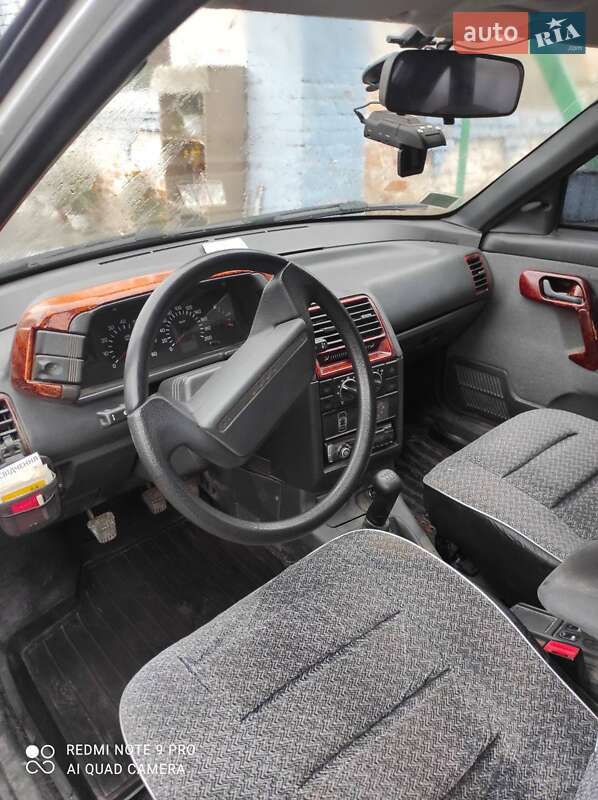 Хетчбек ВАЗ / Lada 2112 2006 в Києві фото 2 Хетчбек ВАЗ / Lada 2112 2006 в Києві