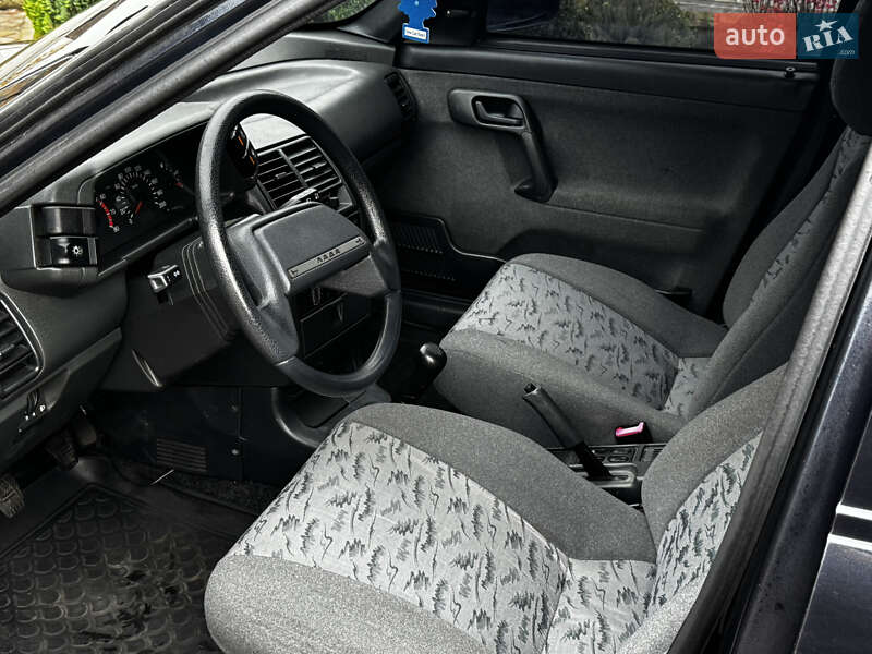 Хетчбек ВАЗ / Lada 2112 2006 в Черкасах