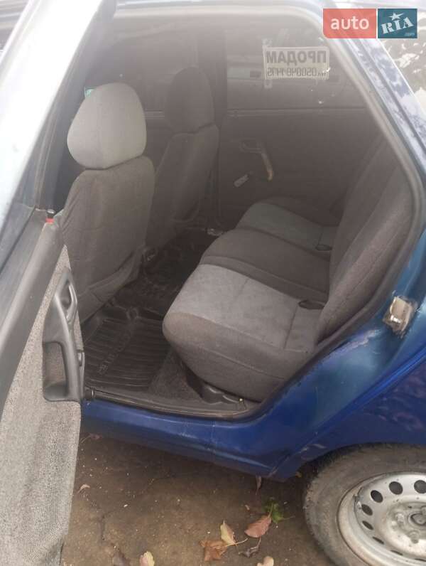 Хэтчбек ВАЗ / Lada 2112 2005 в Славянске