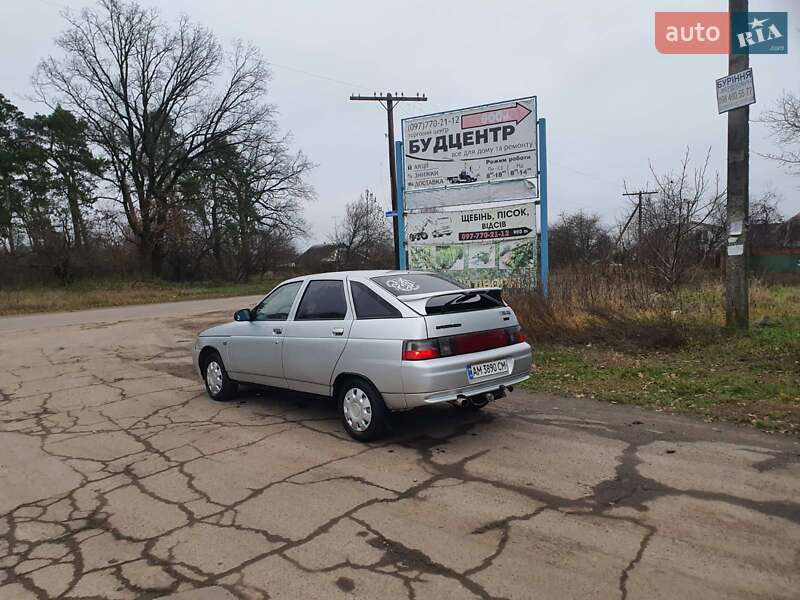 Хэтчбек ВАЗ / Lada 2112 2002 в Попельне