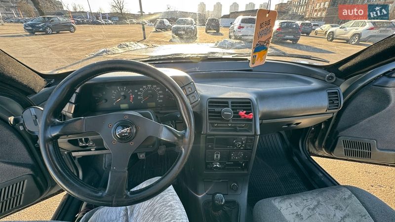 Хэтчбек ВАЗ / Lada 2112 2006 в Киеве