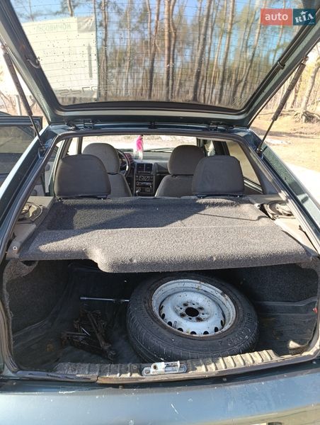 Хэтчбек ВАЗ / Lada 2112 2007 в Змиеве