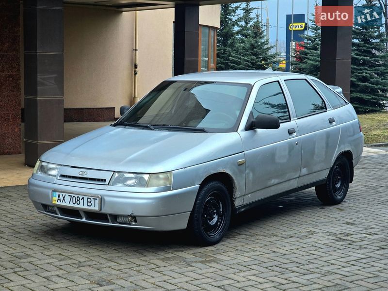 Хэтчбек ВАЗ / Lada 2112 2004 в Харькове