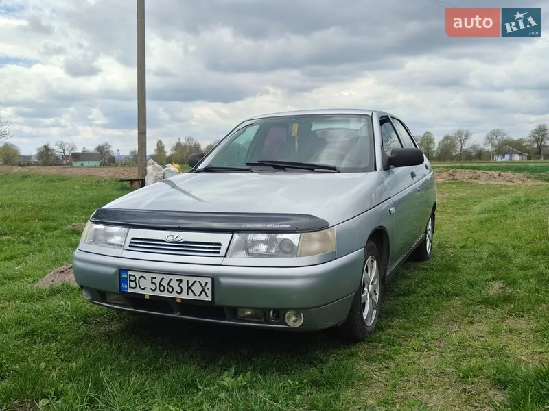 ВАЗ / Lada 2112