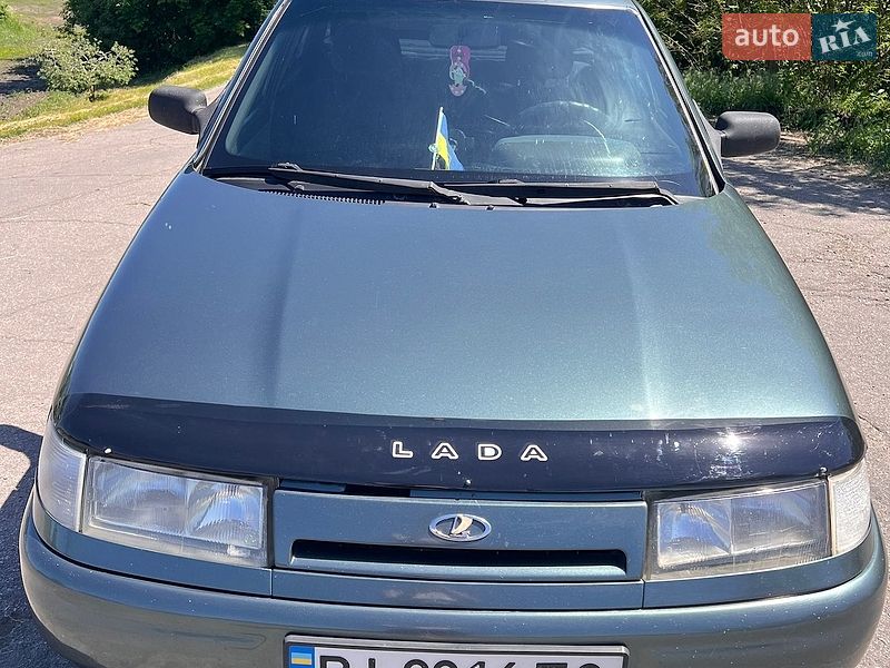 Хэтчбек ВАЗ / Lada 2112 2006 в Хороле