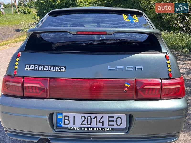Хэтчбек ВАЗ / Lada 2112 2006 в Хороле