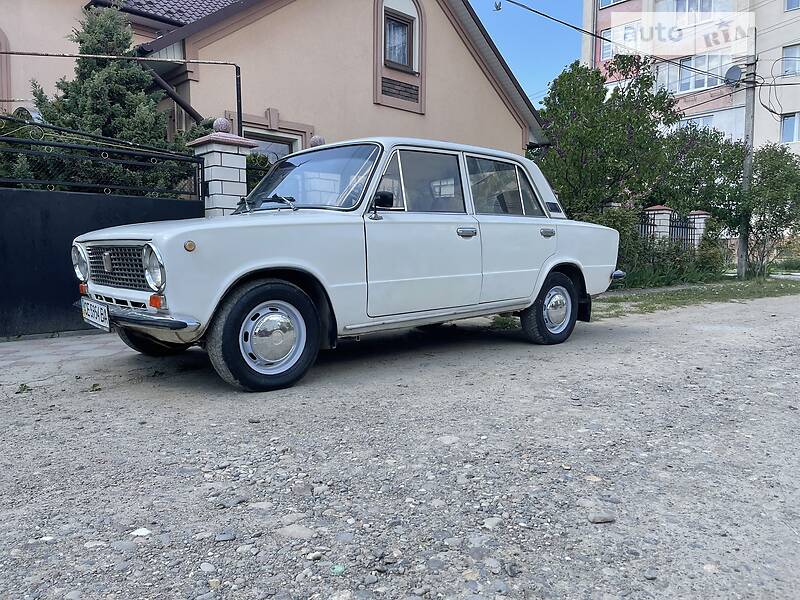 Седан ВАЗ / Lada 2113 Samara 1985 в Черновцах