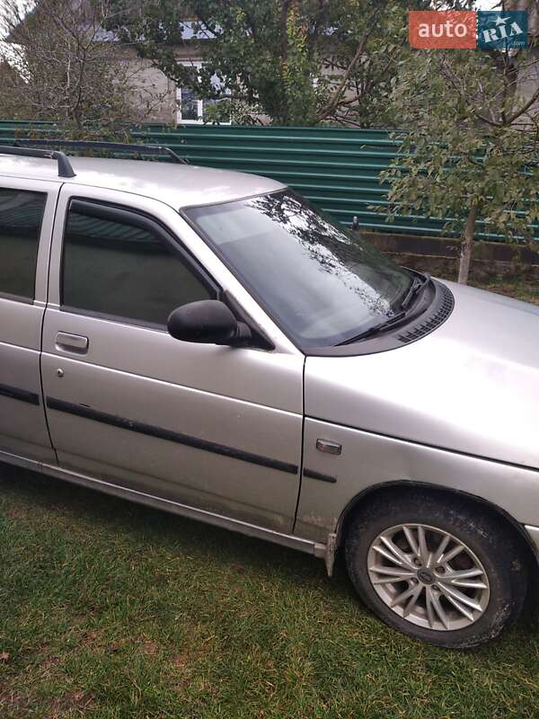 Универсал ВАЗ / Lada 2113 Samara 2002 в Березному