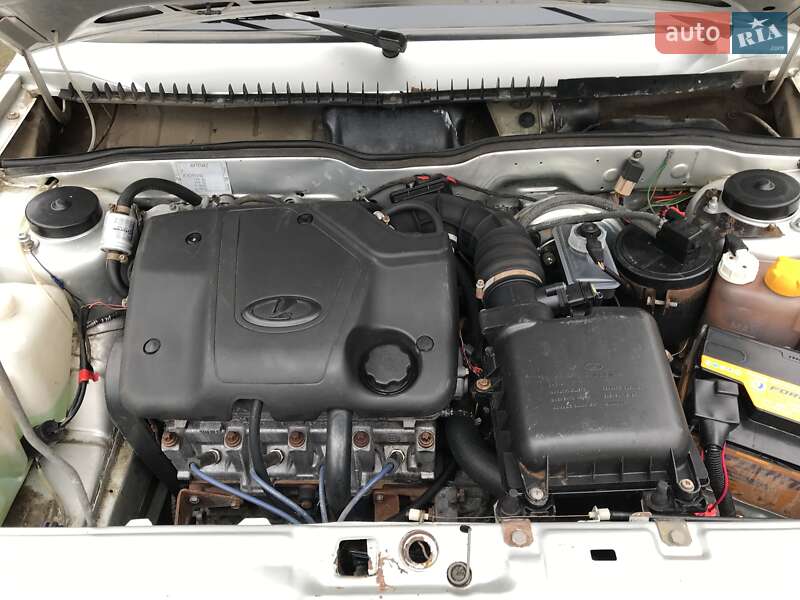 Хетчбек ВАЗ / Lada 2113 Samara 2007 в Новому Бузі
