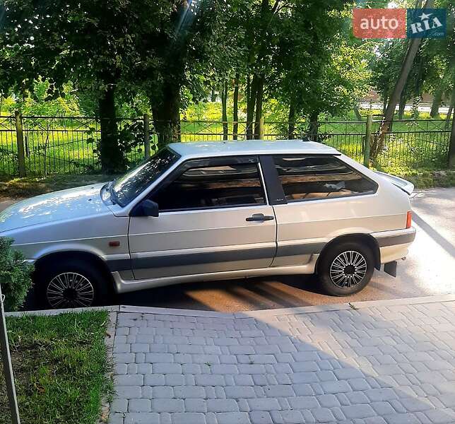 Хэтчбек ВАЗ / Lada 2113 Samara 2005 в Буче
