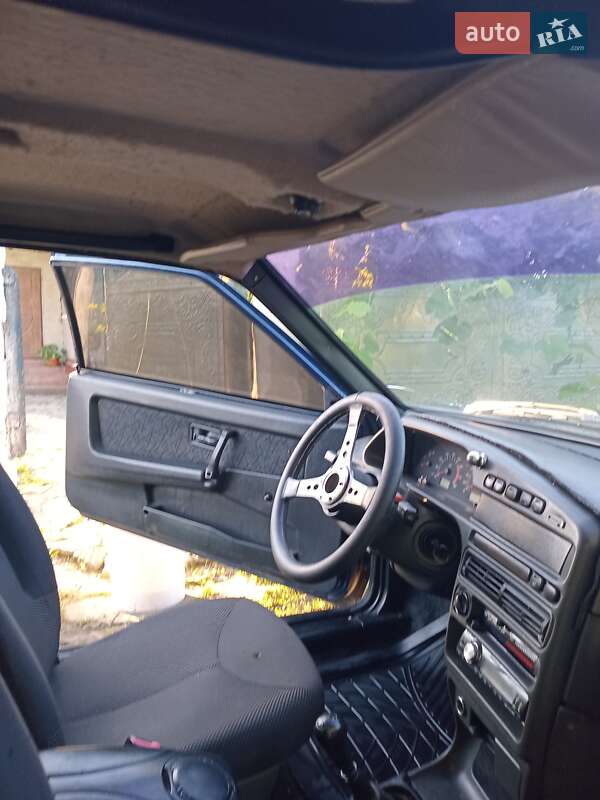 Хэтчбек ВАЗ / Lada 2113 Samara 2005 в Каменец-Подольском