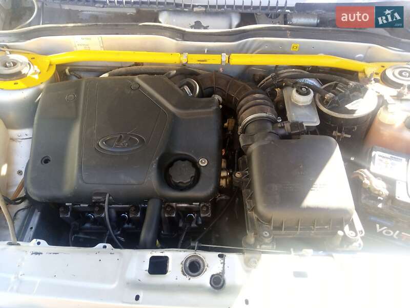 Хэтчбек ВАЗ / Lada 2113 Samara 2008 в Чечельнике