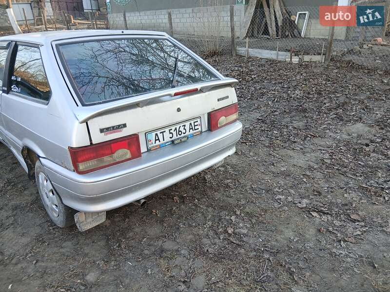 Хетчбек ВАЗ / Lada 2113 Samara 2006 в Хотині