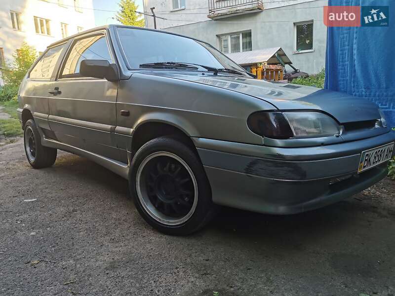 Хэтчбек ВАЗ / Lada 2113 Samara 2005 в Ровно фото 9 Хэтчбек ВАЗ / Lada 2113 Samara 2005 в Ровно