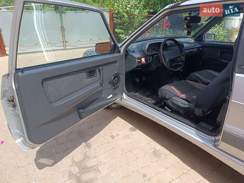 Хэтчбек ВАЗ / Lada 2113 Samara 2005 в Деражне фото 7 Хэтчбек ВАЗ / Lada 2113 Samara 2005 в Деражне