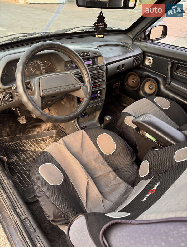 Хэтчбек ВАЗ / Lada 2113 Samara 2005 в Суховоле