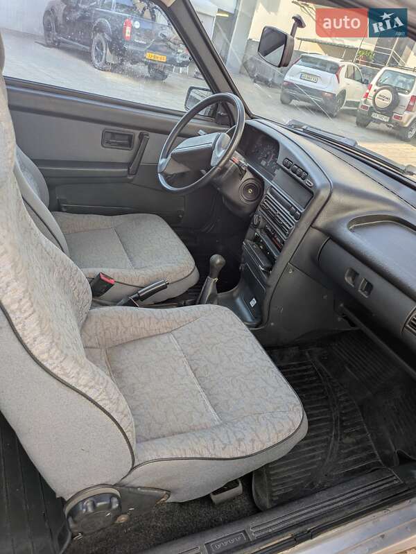 Хэтчбек ВАЗ / Lada 2113 Samara 2008 в Виннице фото 8 Хэтчбек ВАЗ / Lada 2113 Samara 2008 в Виннице