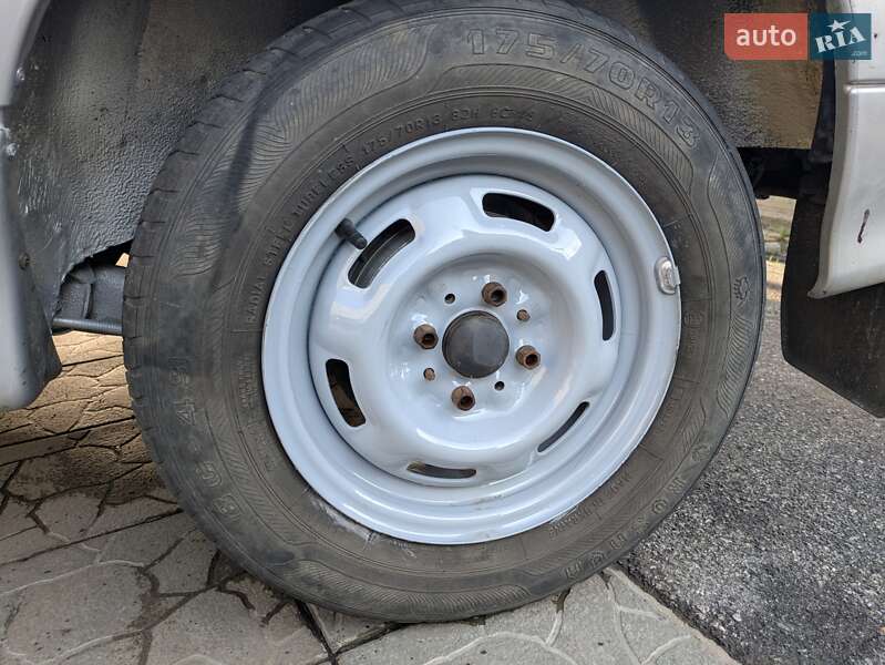 Хэтчбек ВАЗ / Lada 2113 Samara 2008 в Виннице фото 10 Хэтчбек ВАЗ / Lada 2113 Samara 2008 в Виннице