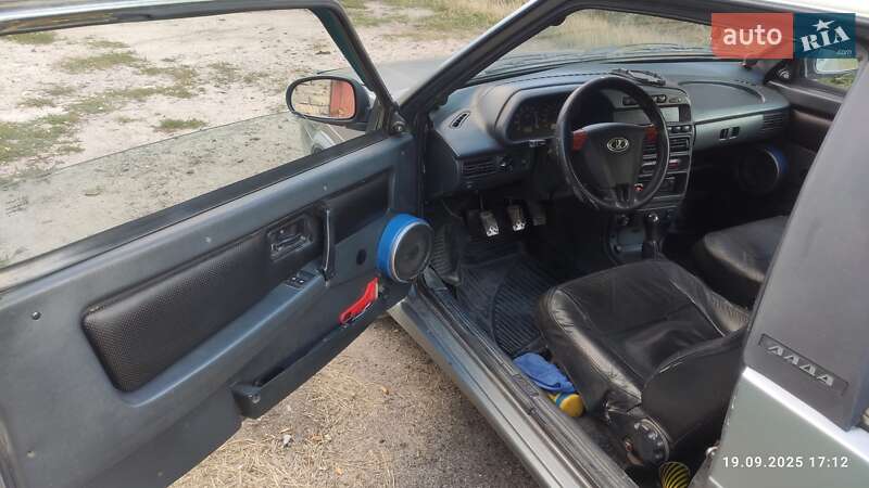 Хэтчбек ВАЗ / Lada 2113 Samara 2006 в Одессе фото 7 Хэтчбек ВАЗ / Lada 2113 Samara 2006 в Одессе