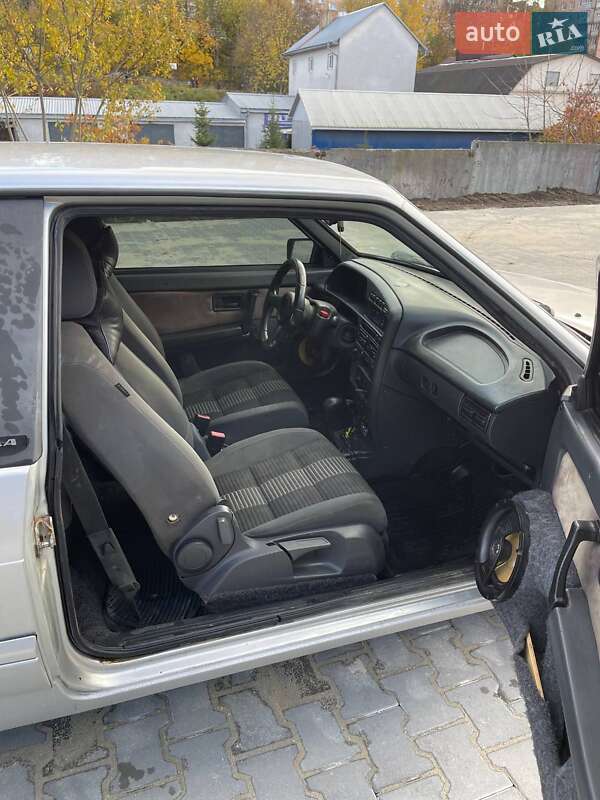 Хэтчбек ВАЗ / Lada 2113 Samara 2007 в Тернополе фото 28 Хэтчбек ВАЗ / Lada 2113 Samara 2007 в Тернополе