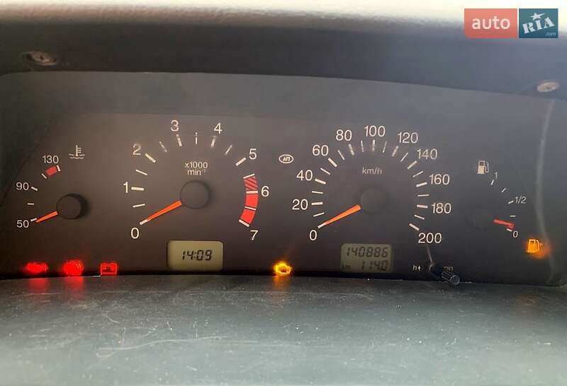 Хэтчбек ВАЗ / Lada 2113 Samara 2006 в Киеве фото 4 Хэтчбек ВАЗ / Lada 2113 Samara 2006 в Киеве