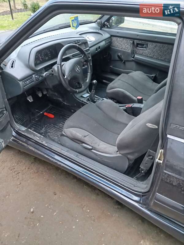 Хетчбек ВАЗ / Lada 2113 Samara 2006 в Дубні