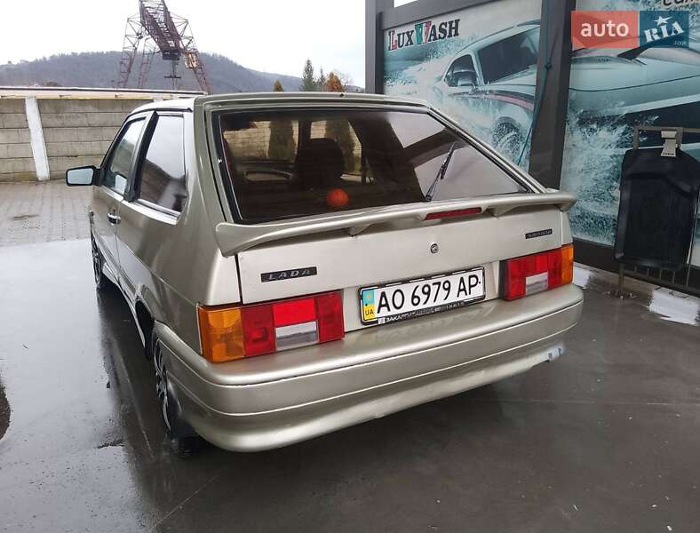 Хетчбек ВАЗ / Lada 2113 Samara 2005 в Мукачевому