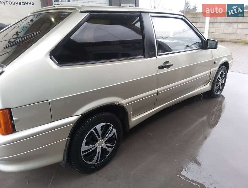Хетчбек ВАЗ / Lada 2113 Samara 2005 в Мукачевому
