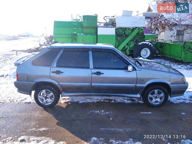 Хэтчбек ВАЗ / Lada 2114 Samara 2005 в Березовке