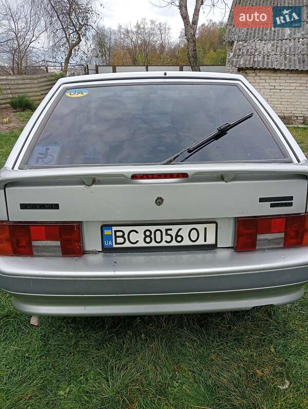 Хетчбек ВАЗ / Lada 2114 Samara 2004 в Городку