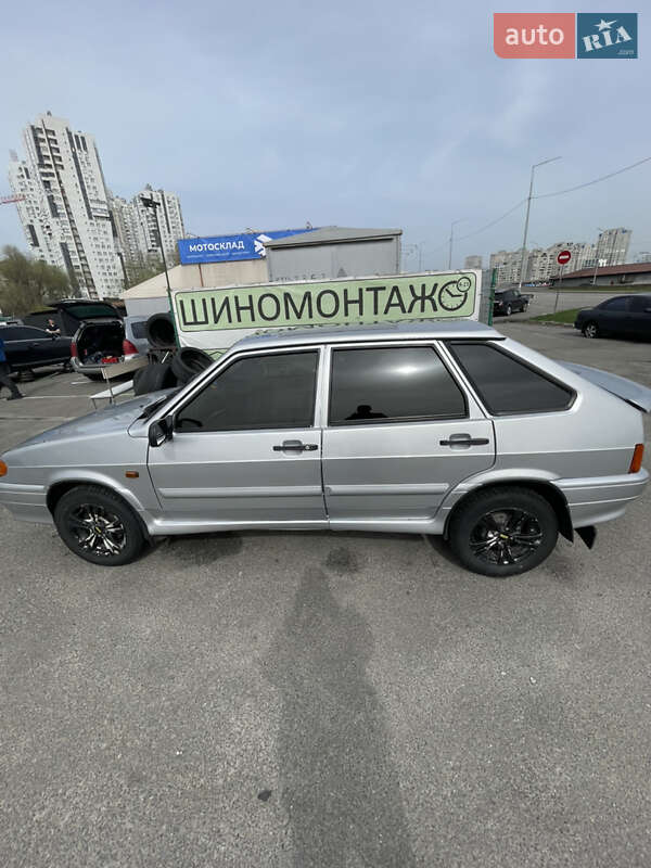 Хэтчбек ВАЗ / Lada 2114 Samara 2011 в Киеве