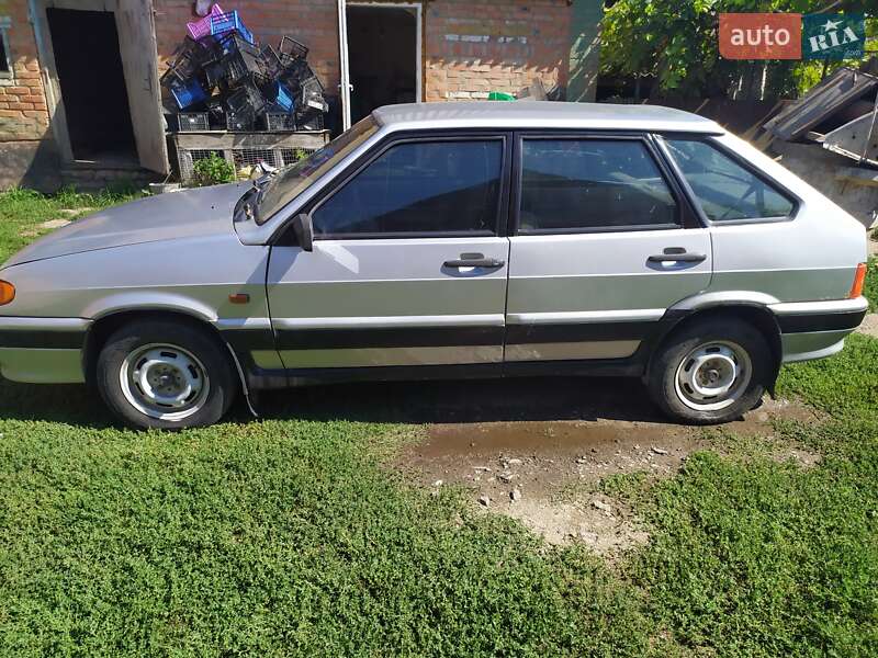 Хэтчбек ВАЗ / Lada 2114 Samara 2004 в Виннице